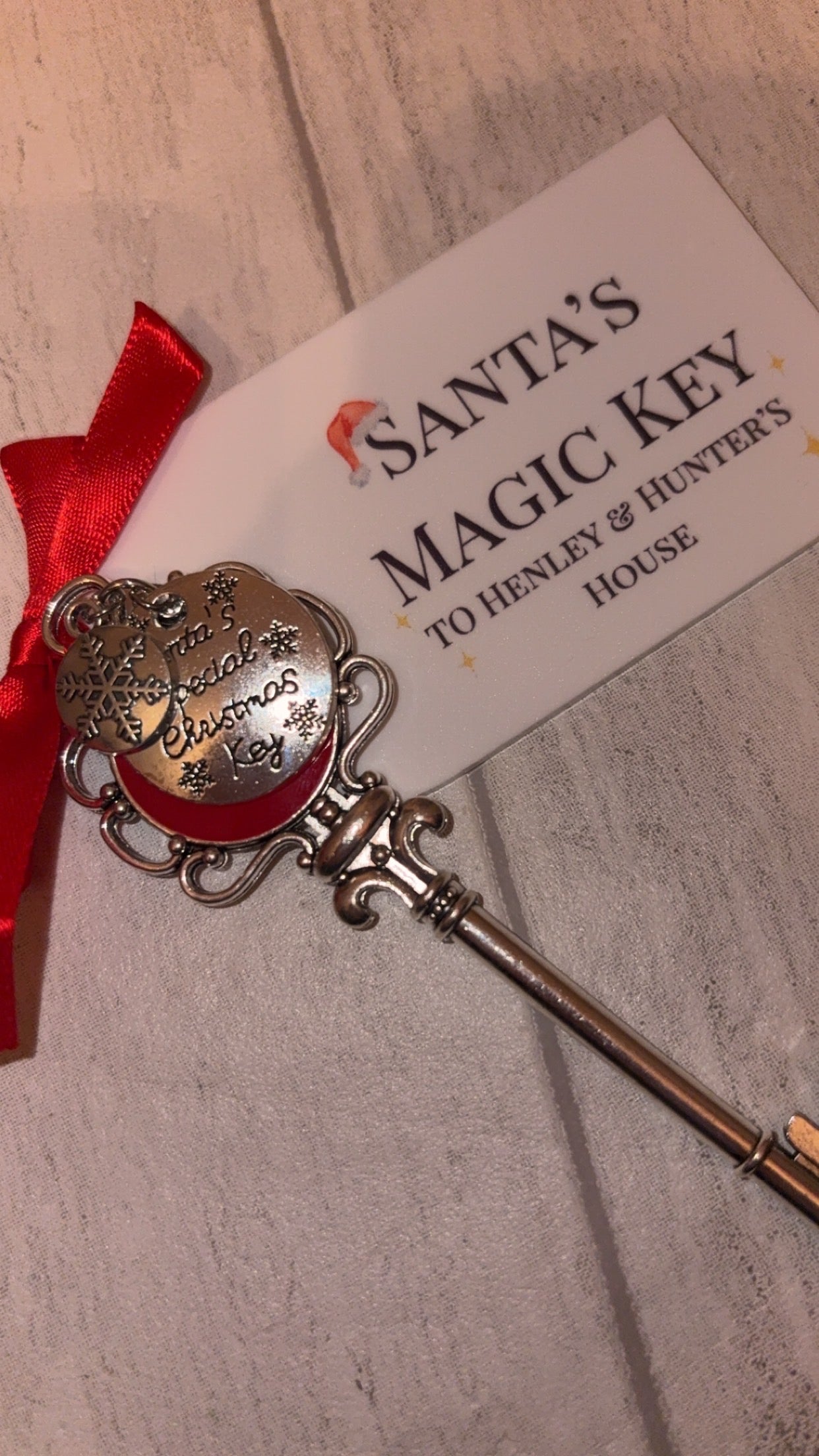 Personalised Metal Santas Lost Key With Acrylic Tag